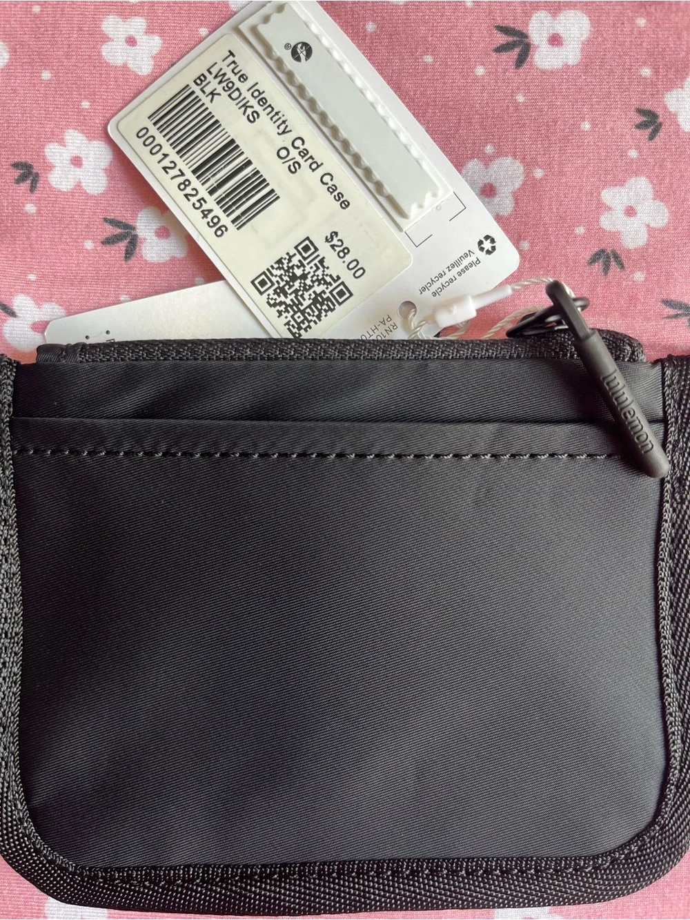 lululemon True Identity  Black Zip ID Card Case